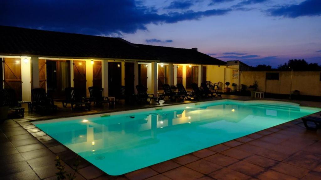 Auberge De La Fadaise Saintes-Maries-de-la-Mer Dış mekan fotoğraf